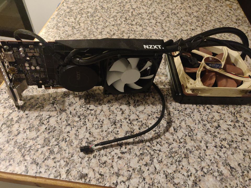 AMD R9 290x gigabyte näytönohjain