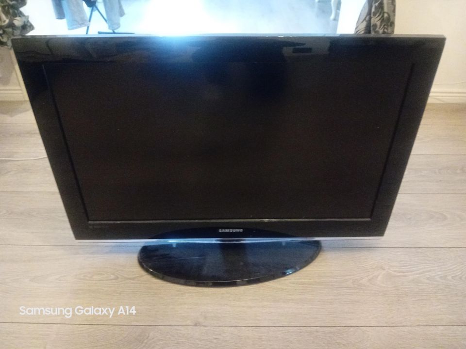 Samsung 32 tuumainen tv