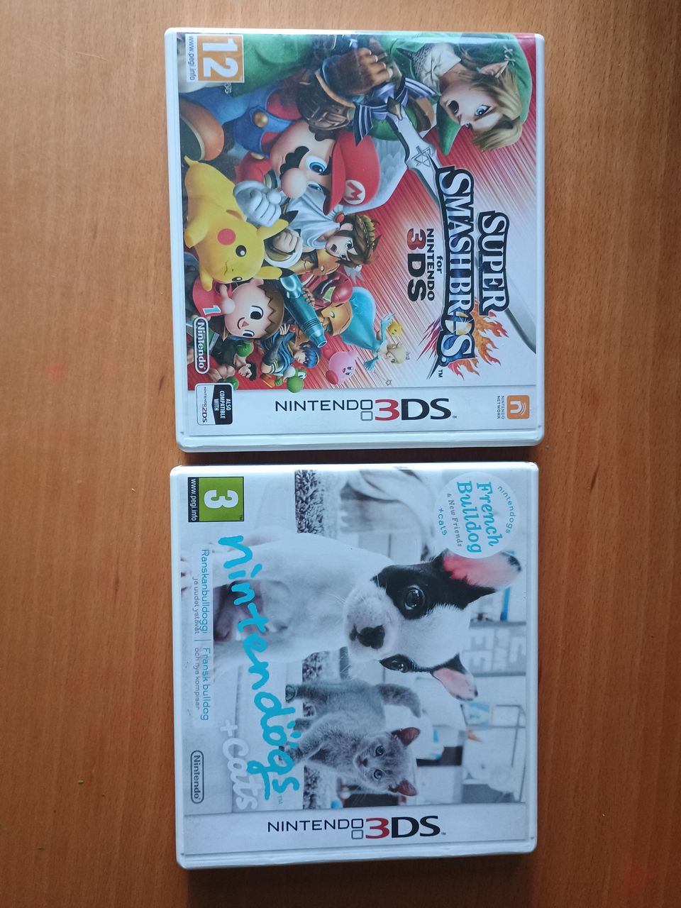 Kaksi Nintendo 3DS-peliä