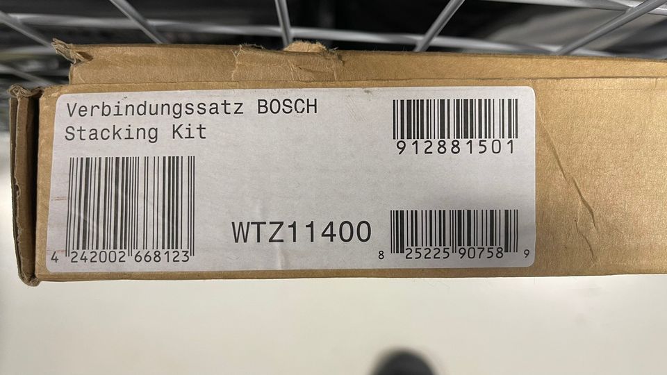 Bosch WTZ11400 pesutornin väliasennussarja vetohyllyllä