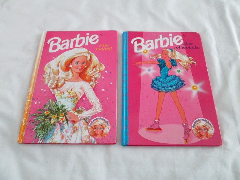 Barbie kirjoja, 2 kpl., 90-luku, ruotsiksi