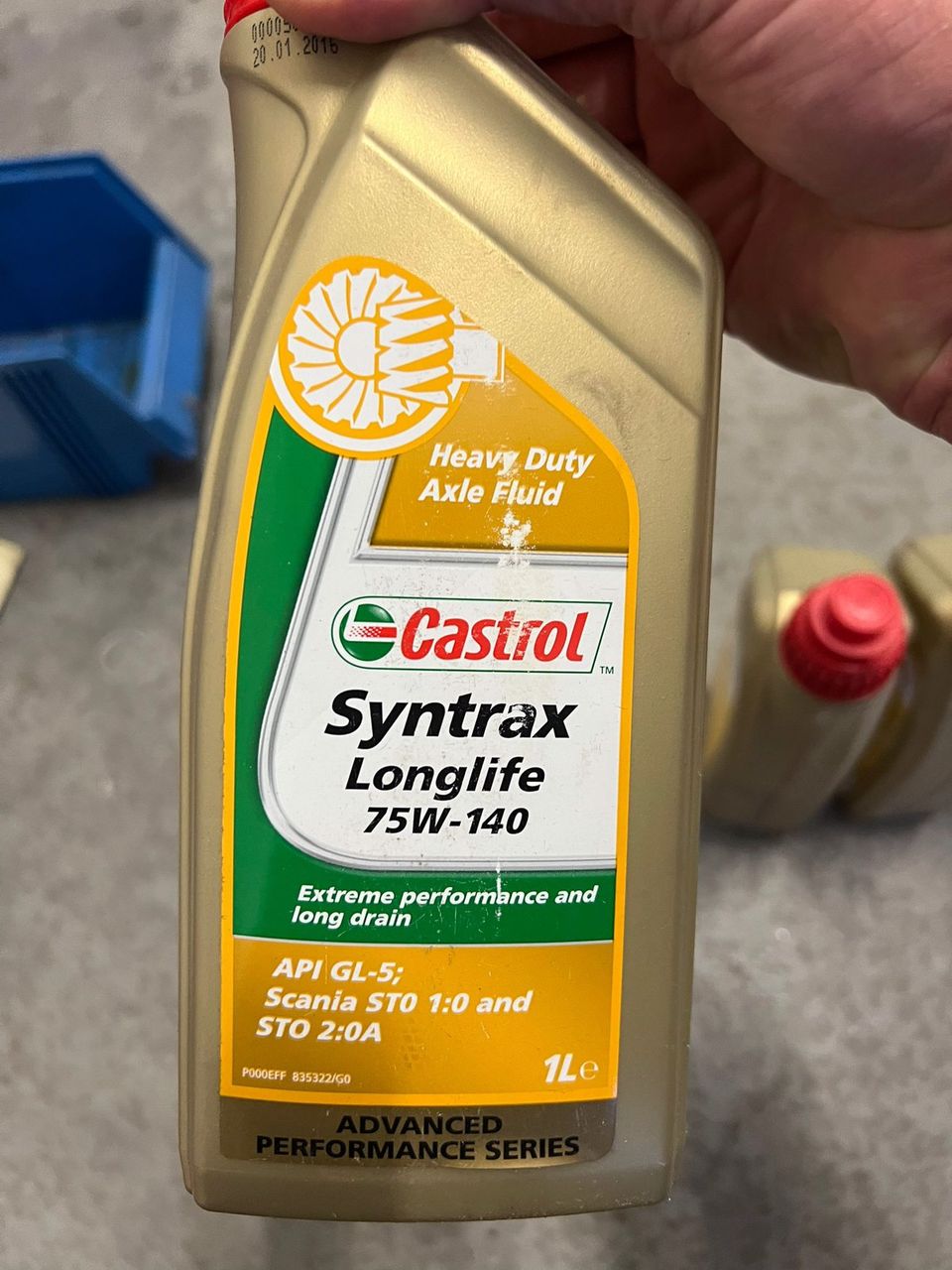 Moottoriöljy / vaihteistoöljy Castrol Syntrax 8 purkkia