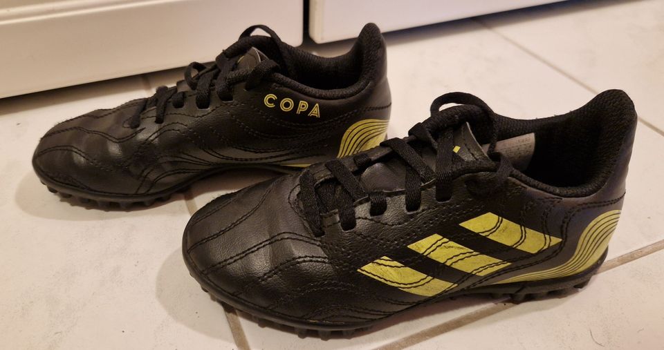 Jalkapallokengät Adidas Copa koko 29