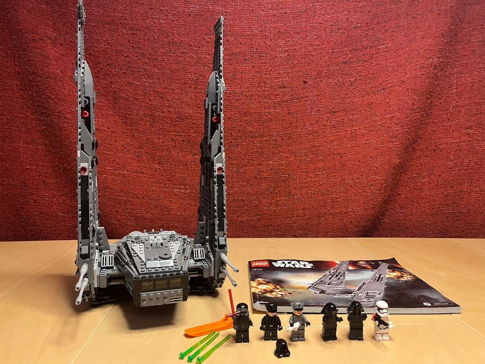 Lego Star Wars 75104 Kylo Ren’s Command Shuttle