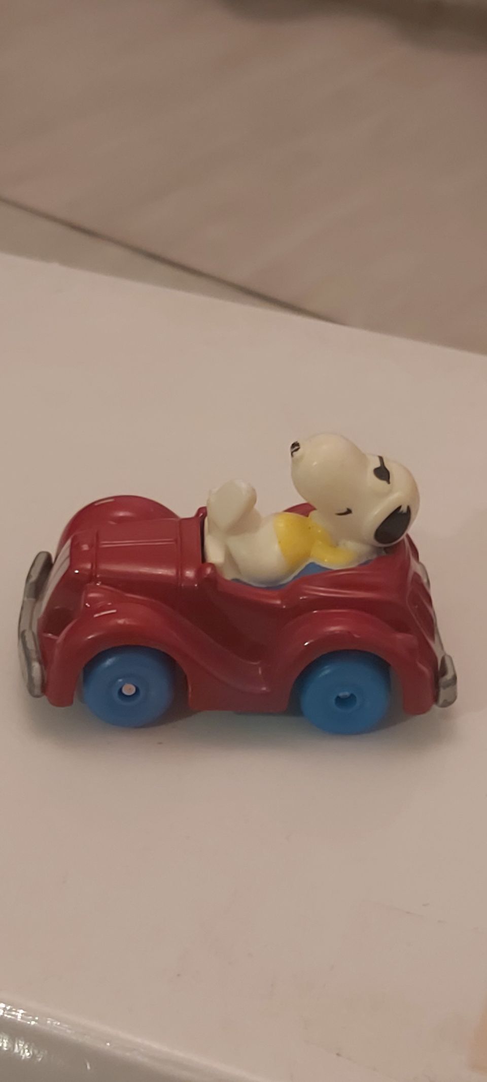 Vintage Snoopy autossa