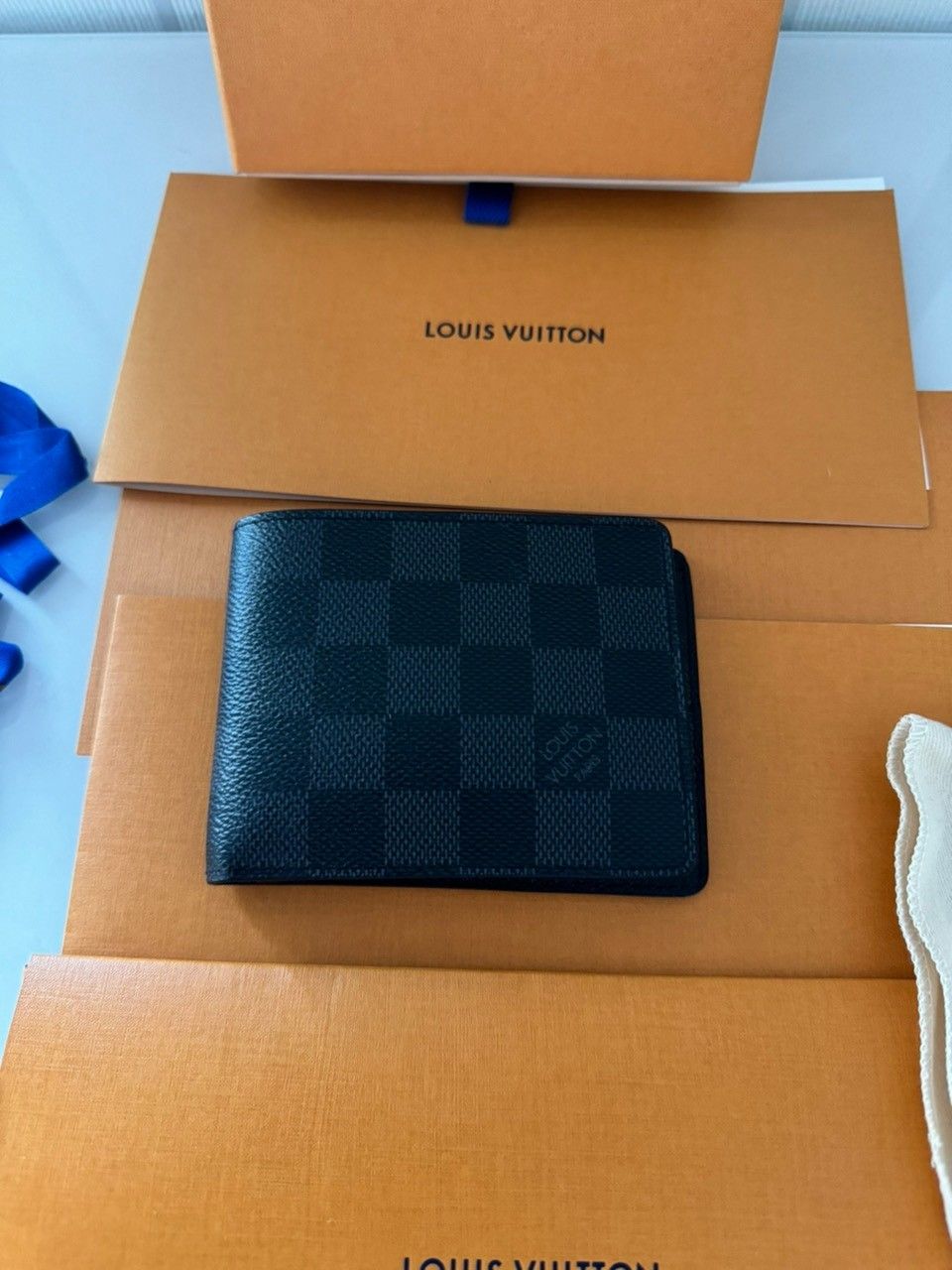 Louis Vuitton lompakko