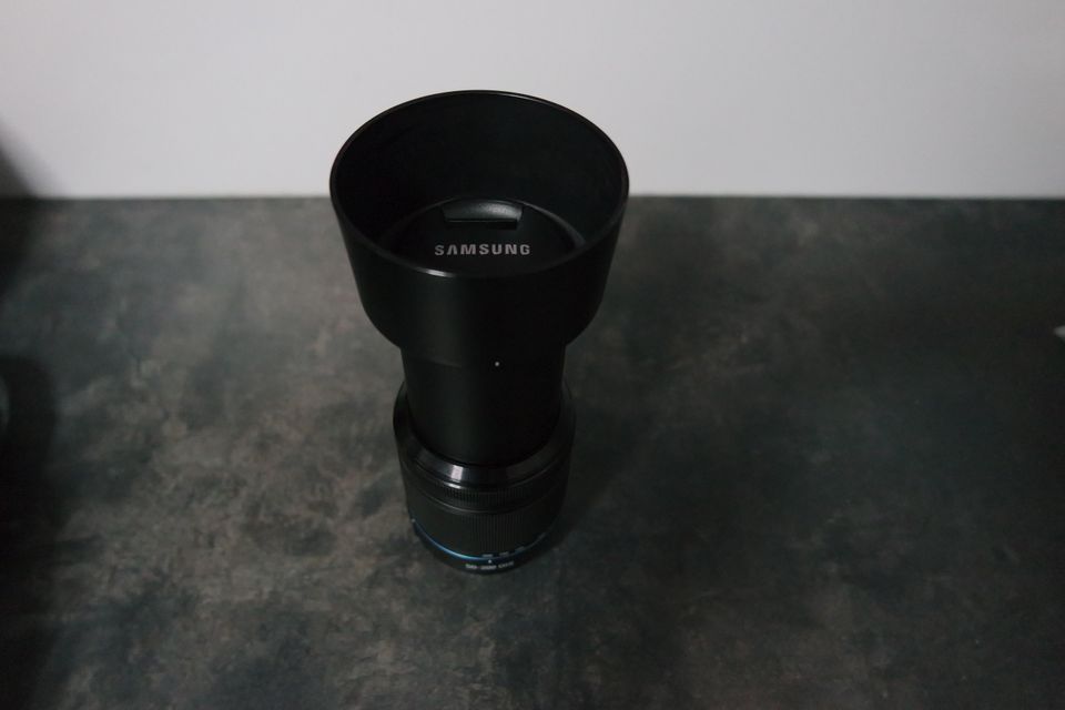 Samsung 50-200mm ED OIS III objektiivi + vastavalosuoja