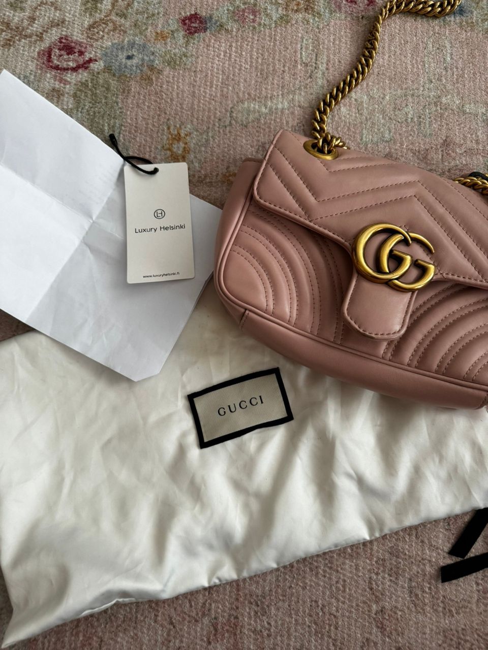 GUCCI GG MARMONT MATELASSÉ