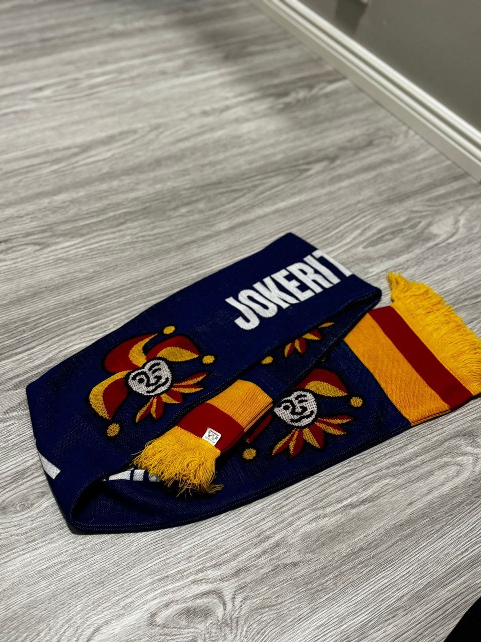 Jokerit fanihuivi 2024