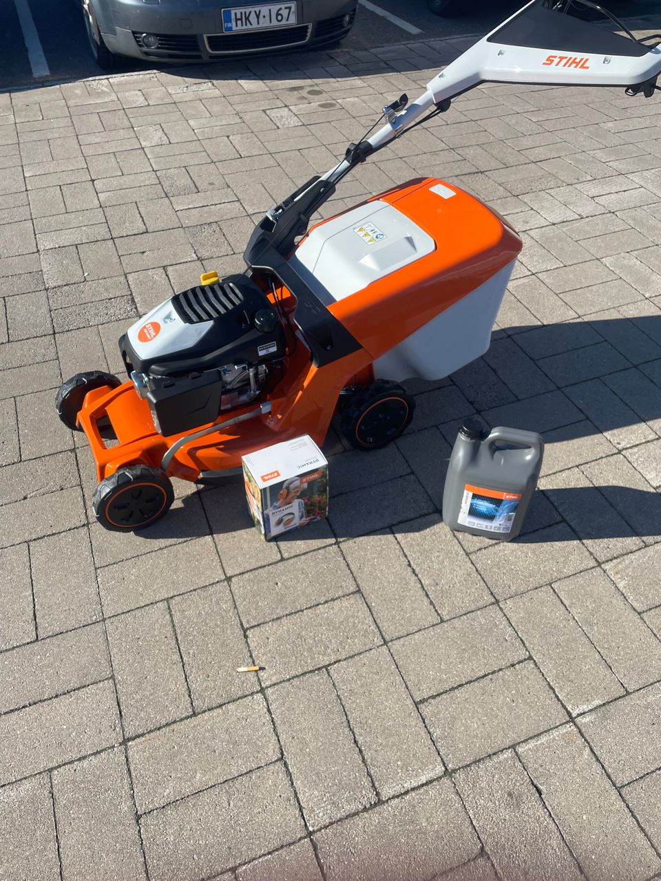 Stihl itsevetävä ruohonleikkuri