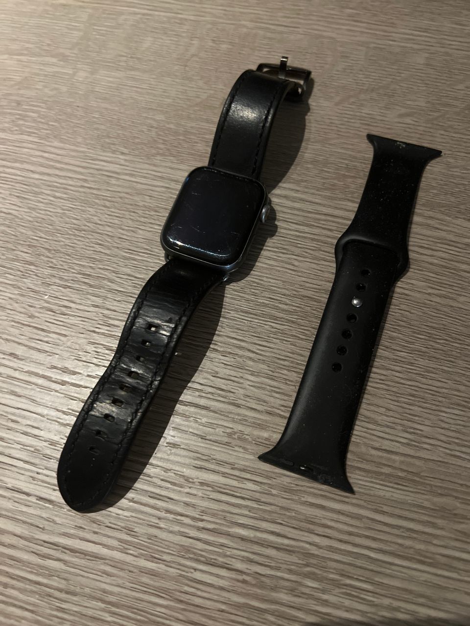 Apple Watch Gray 44mm