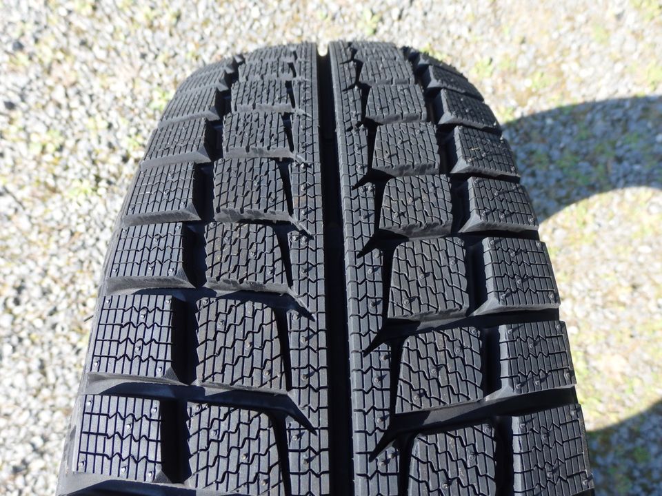 Uudet Goodride 175/70R13 kitkarenkaat rahteineen