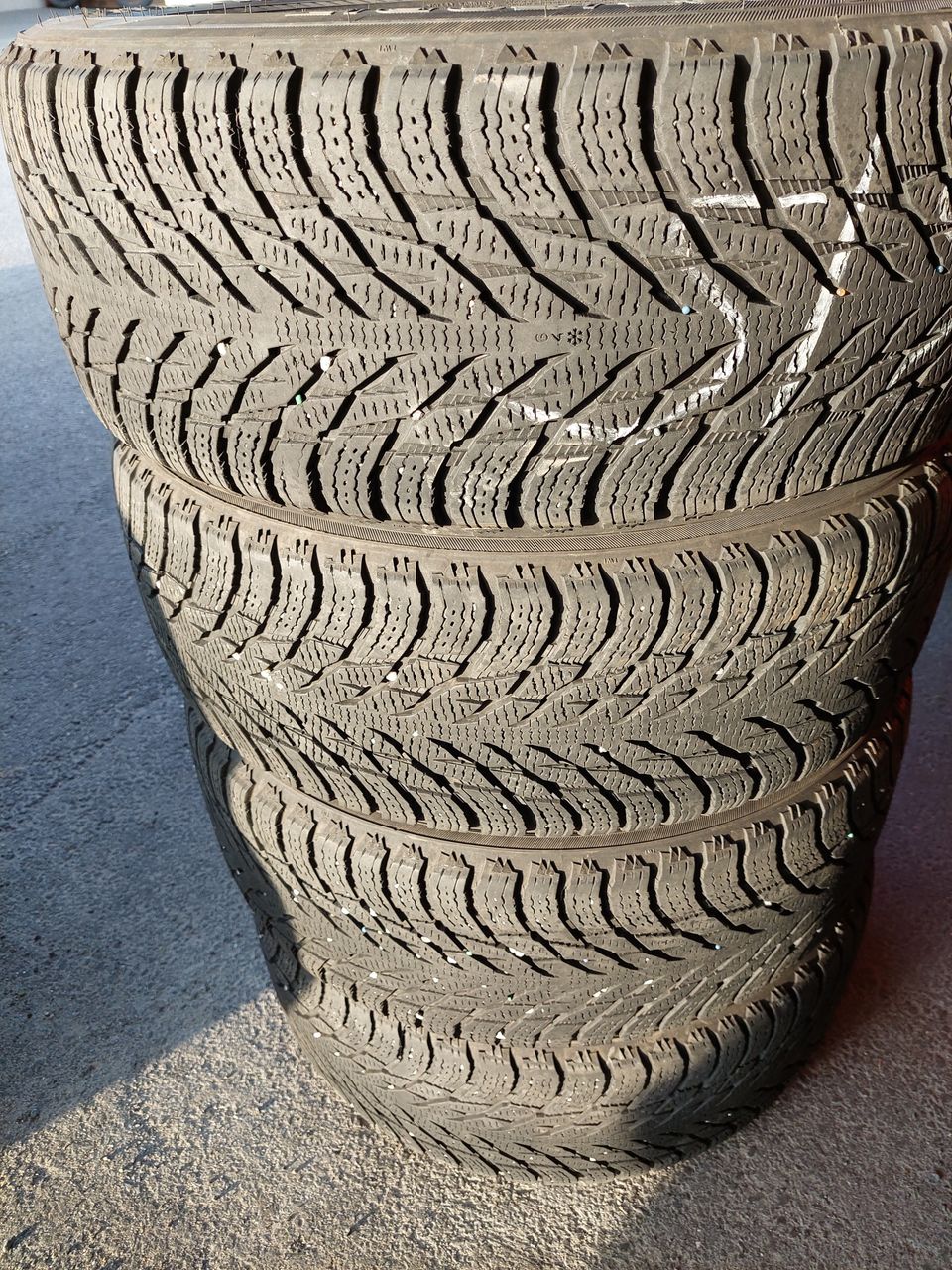 235/60r17 kitkarenkaat