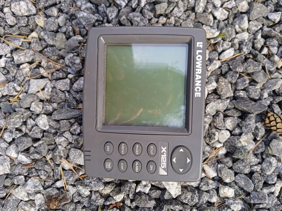 Lowrance X125