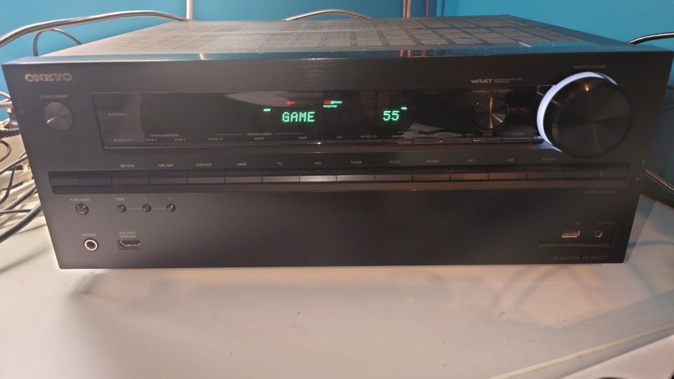 Onkyo tx-nr727 7.2 THX viritinvahvistin hdmi liitännöillä