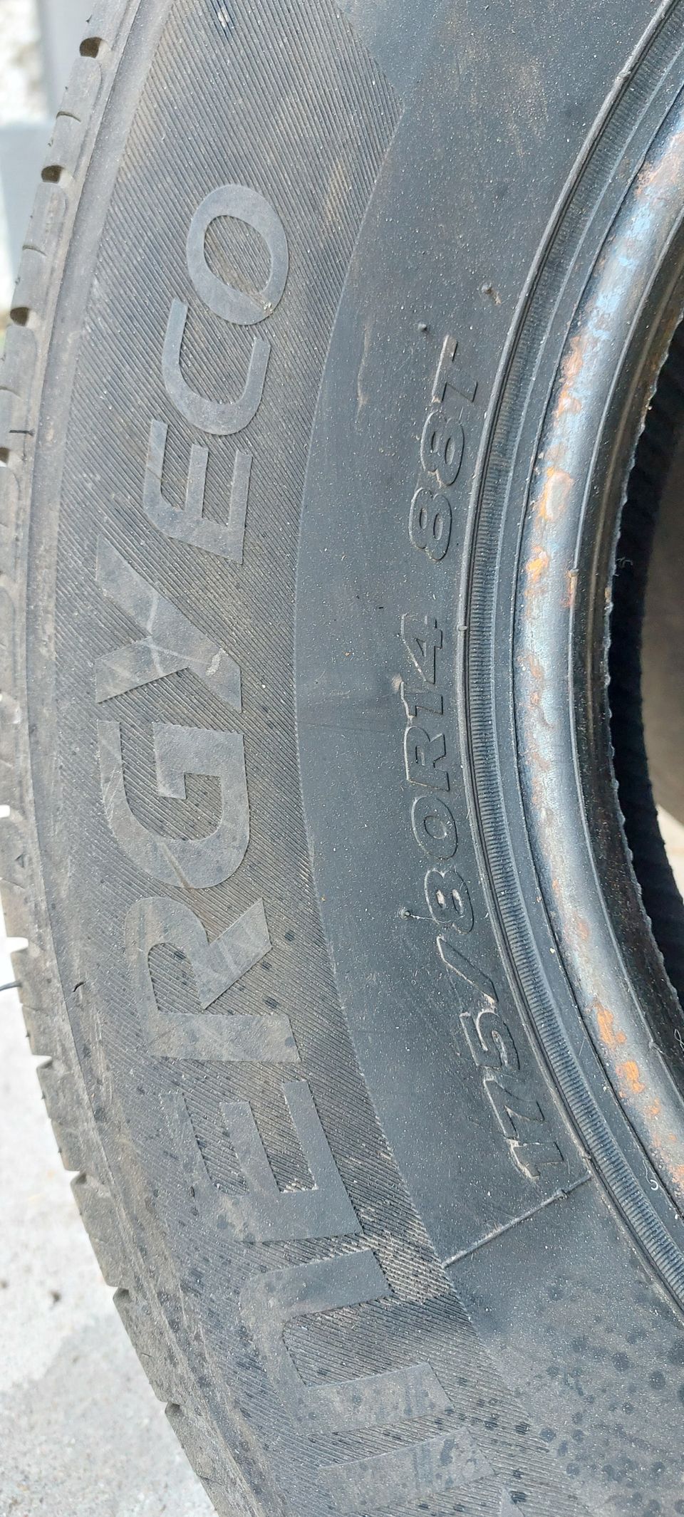 2kpl 175/80R14 kesärenkaita