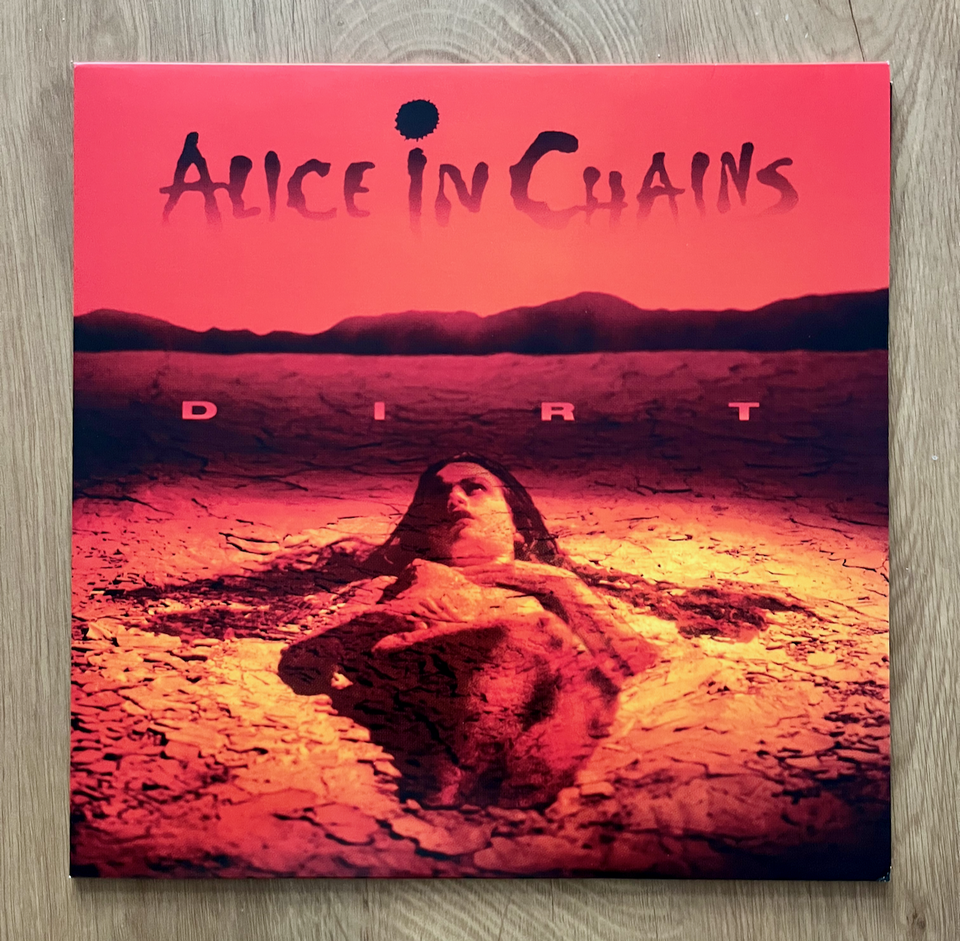 Vinyylilevyjä: Alice In Chains - Dirt