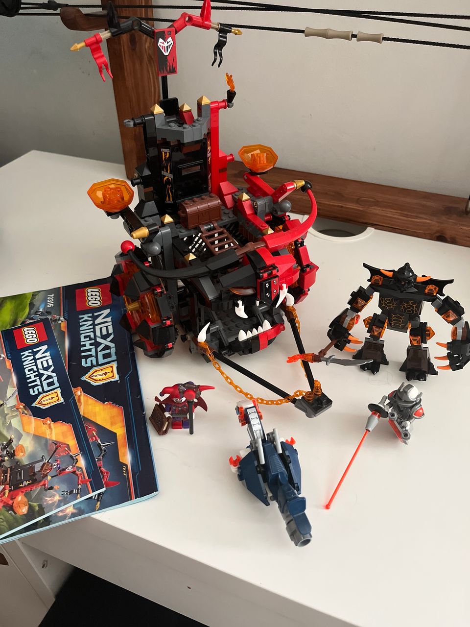 Lego Nexo Knights 70316