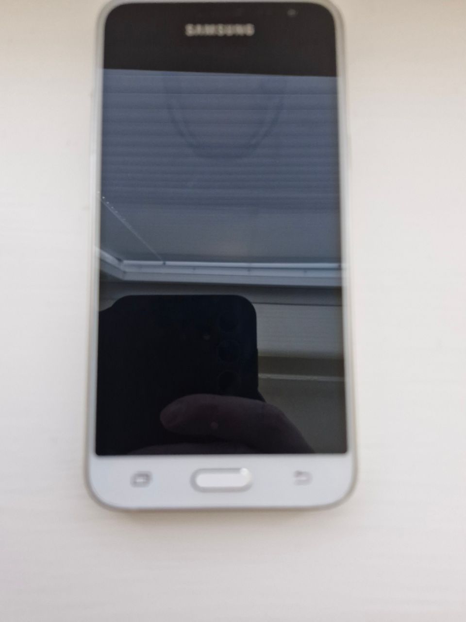 Samsung Galaxy J3 6