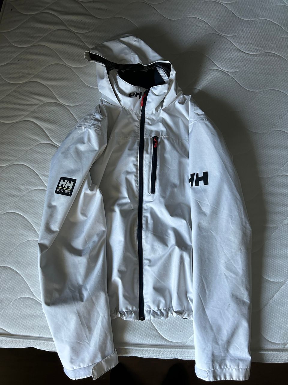 Helly Hansen tuulitakki