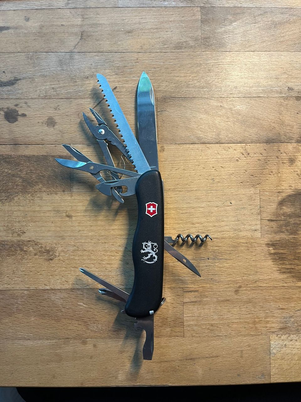 Victorinox Finlandia Scout -linkkuveitsi