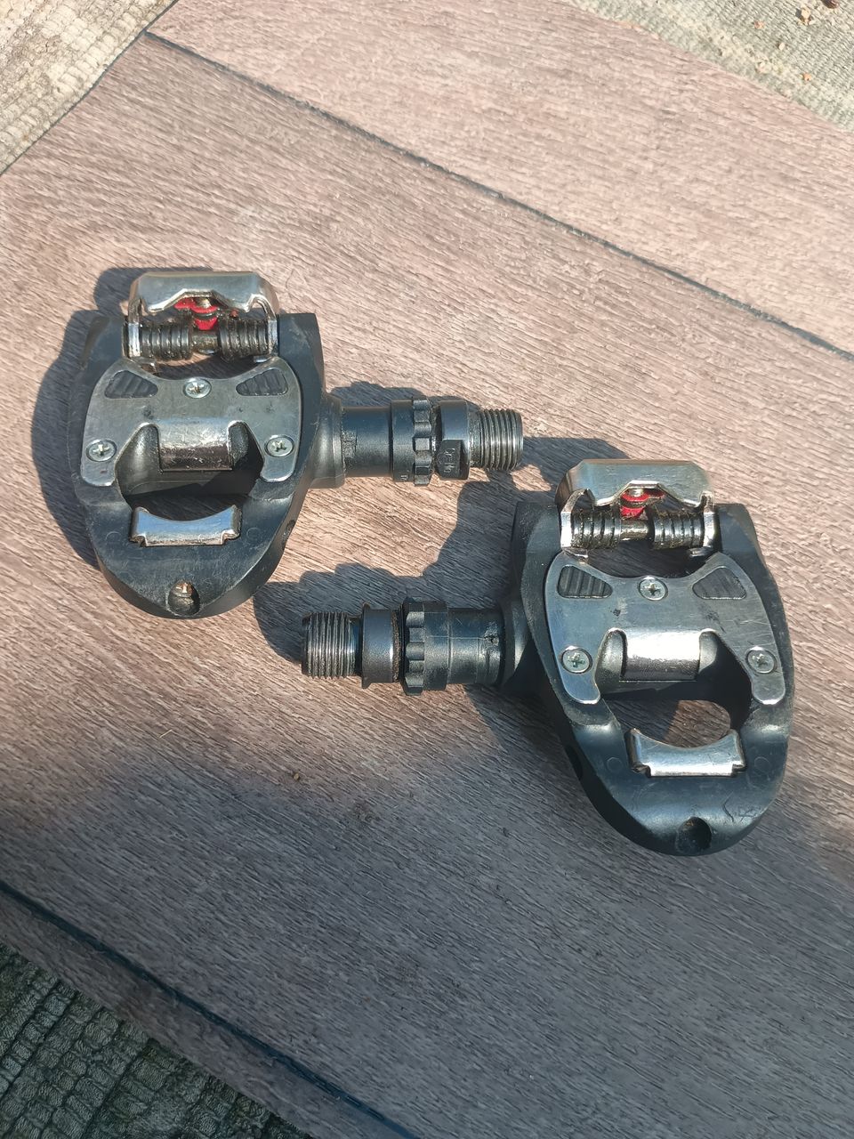 Shimano lukkopolkimet