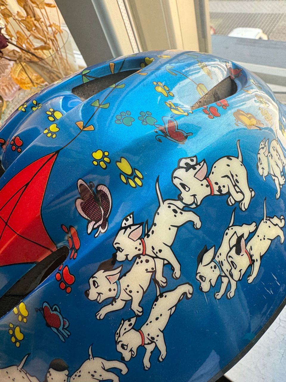 Lasten pyöräilykypärä BELL sininen 101 dalmatialaista