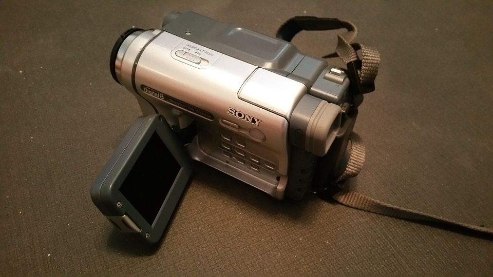 Sony Handycam Videokamera DCR-TRV255E DIGITAL8