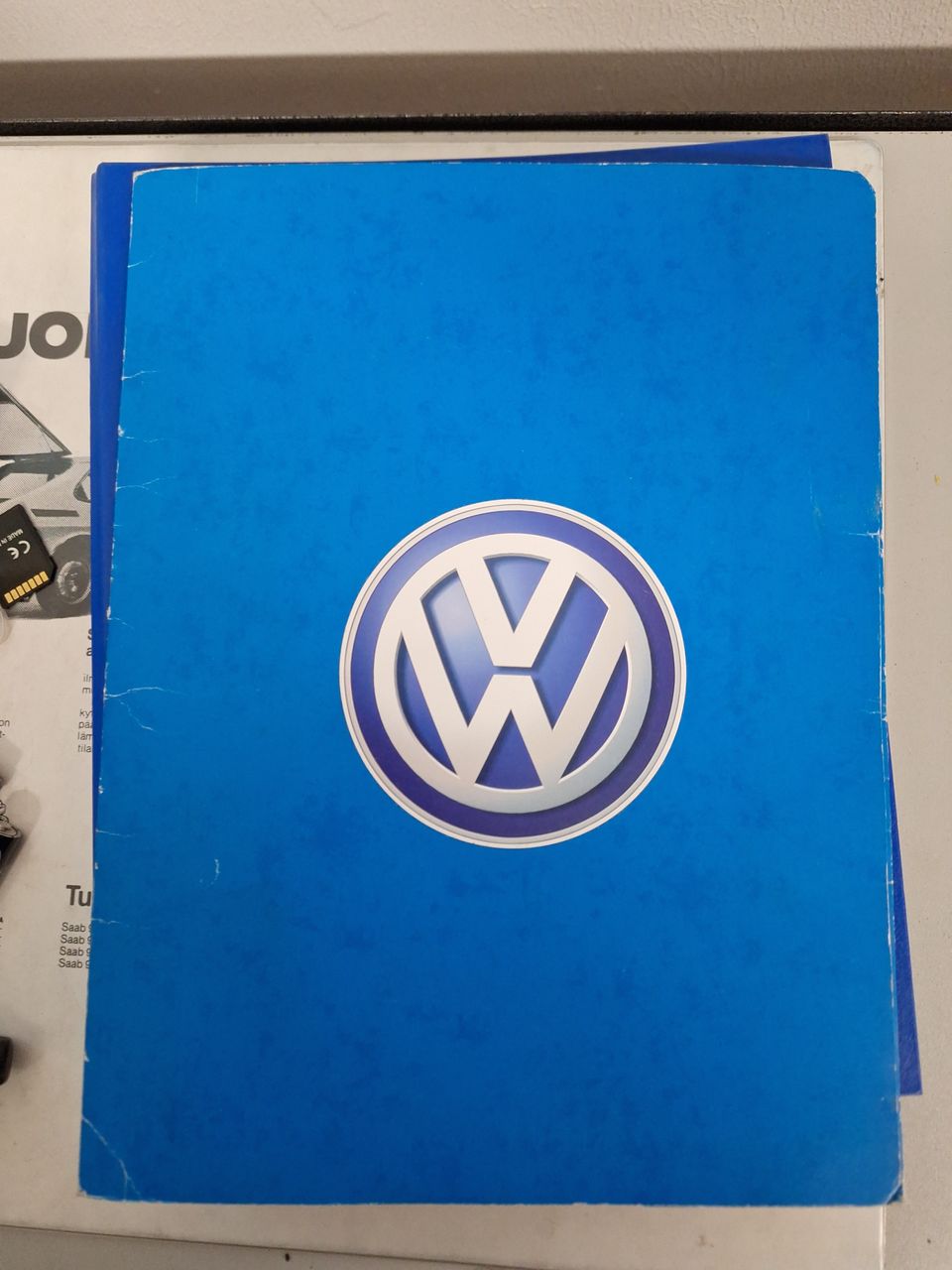 Volkswagen VW -paperikansio