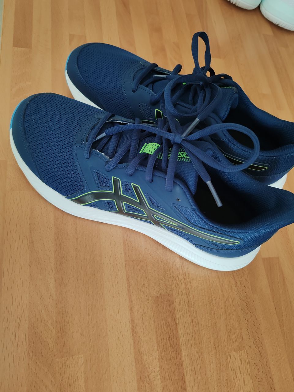 Lasten Asics juoksukengät