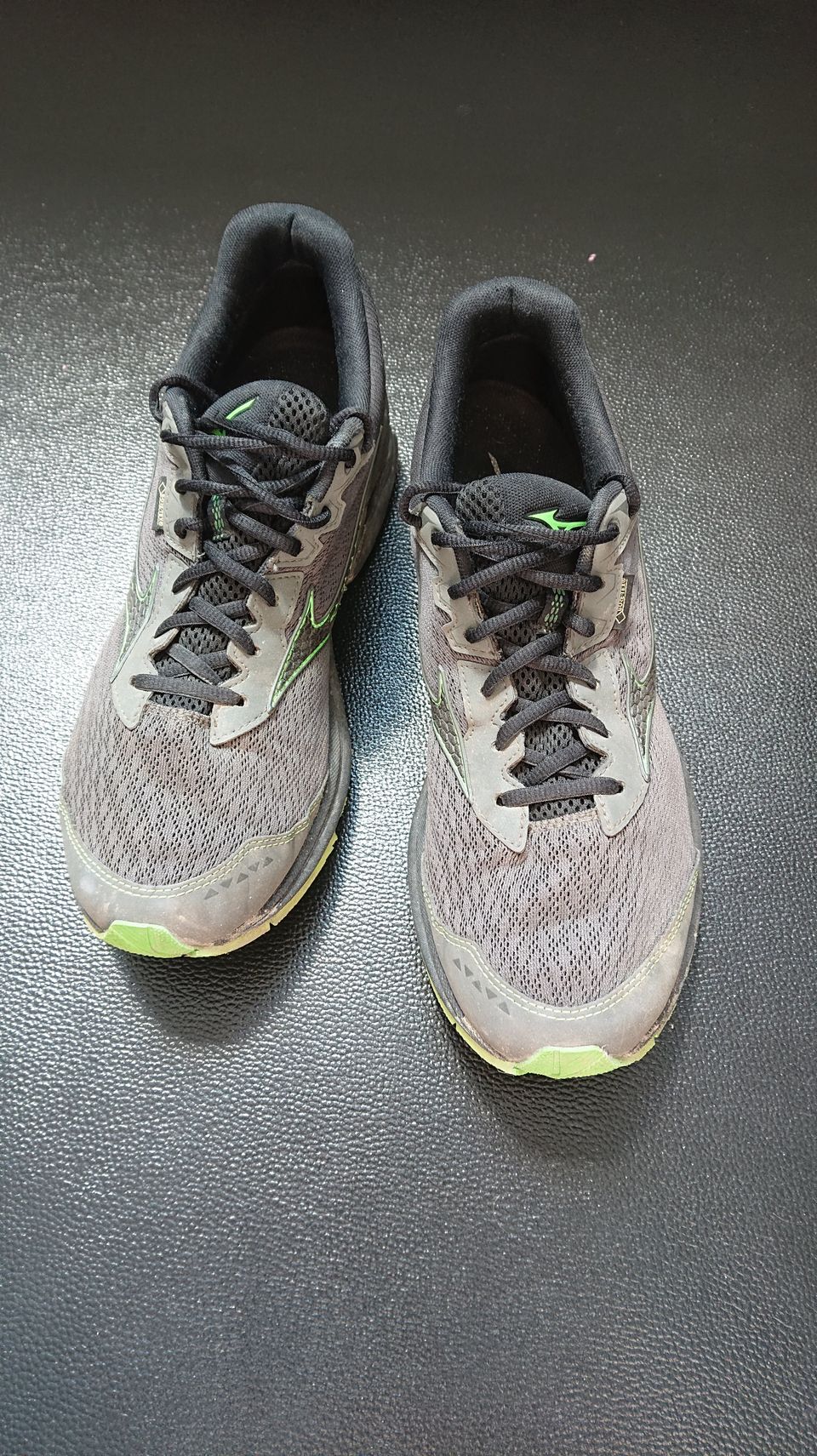 Mizuno Wave Rider GTX lenkkarit, miesten 44.5