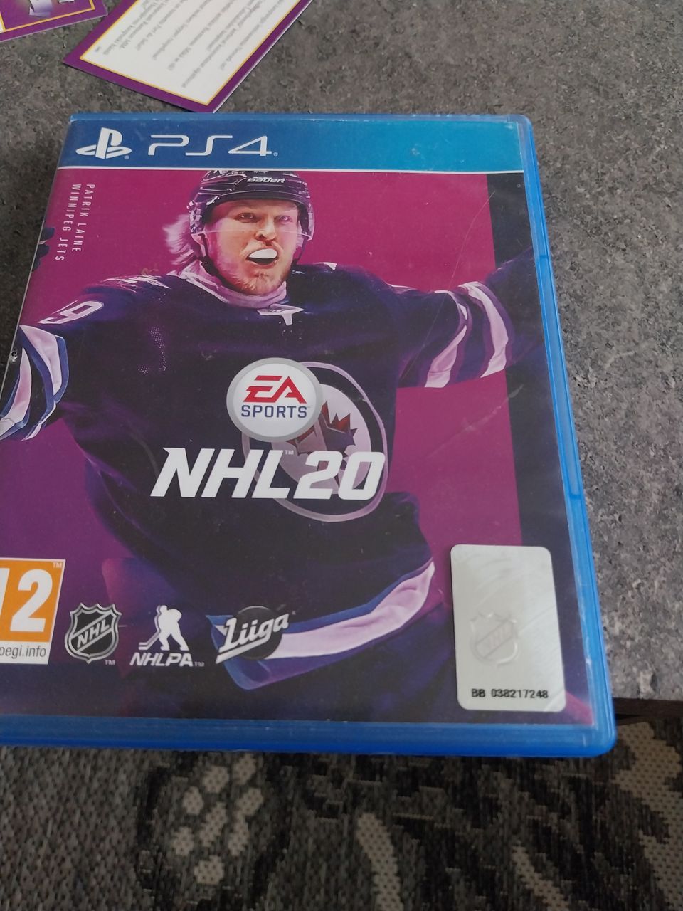 NHL20 PS4