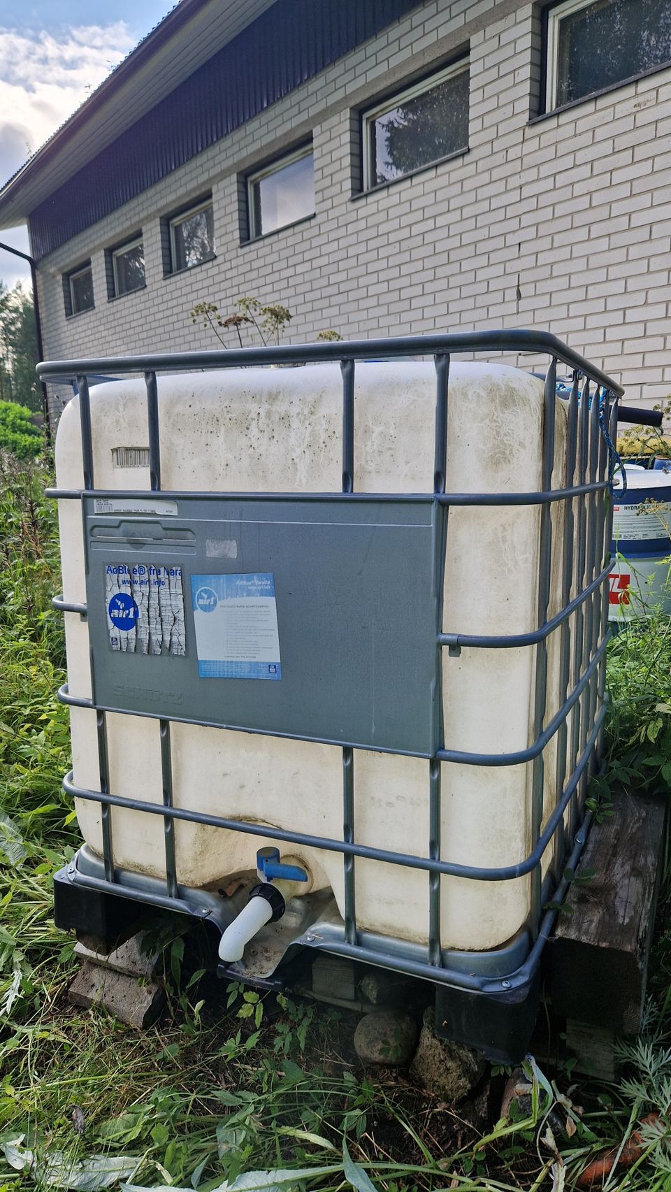 Säiliö 1000 L