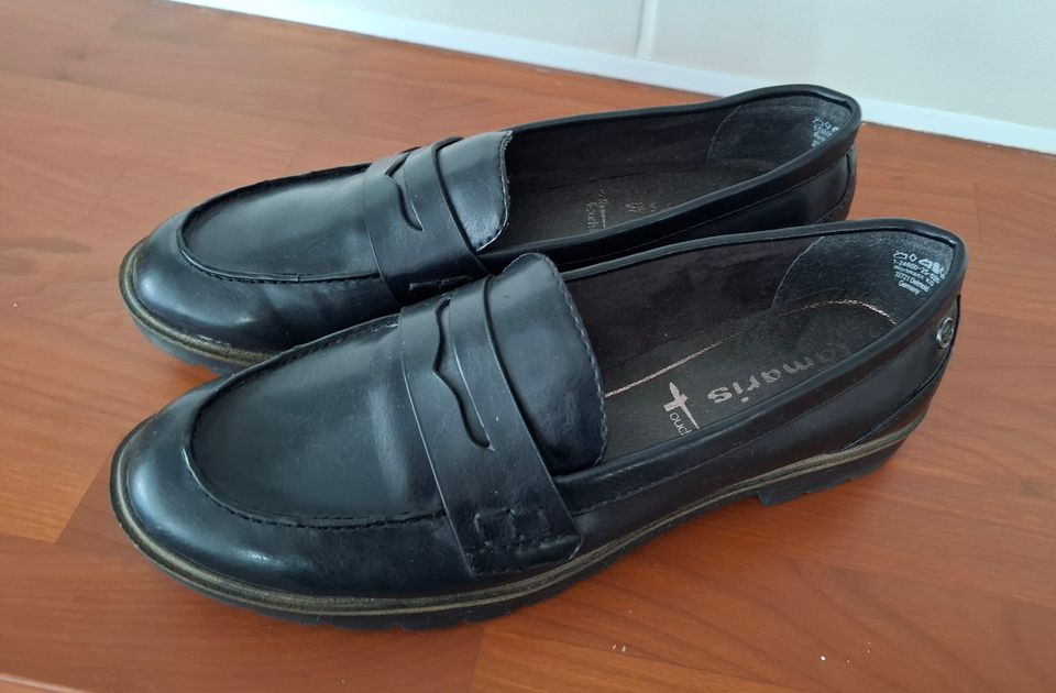 Tamaris loaferit