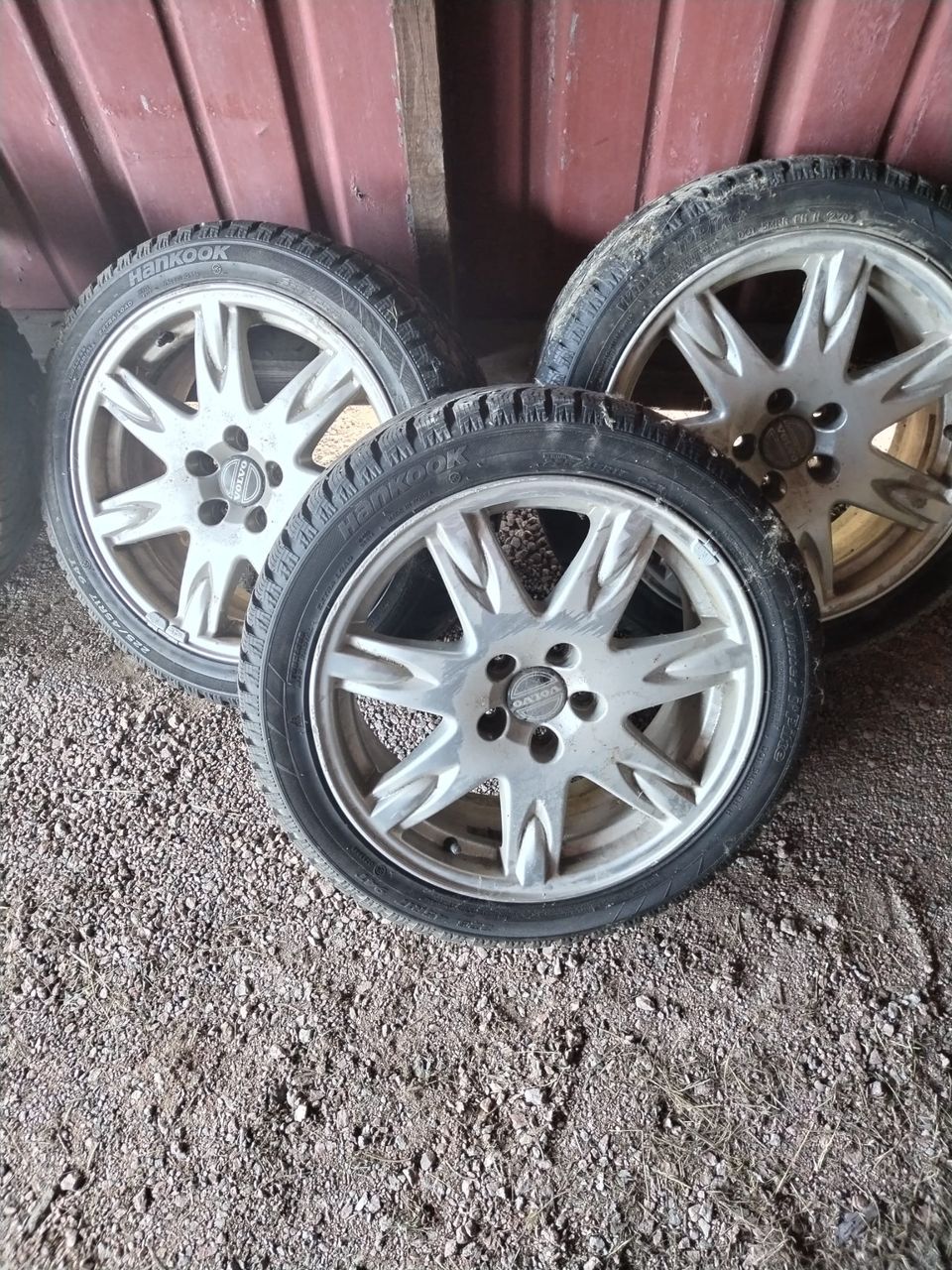 Volvo V70 Mark 2 orginaali vanteet 17"