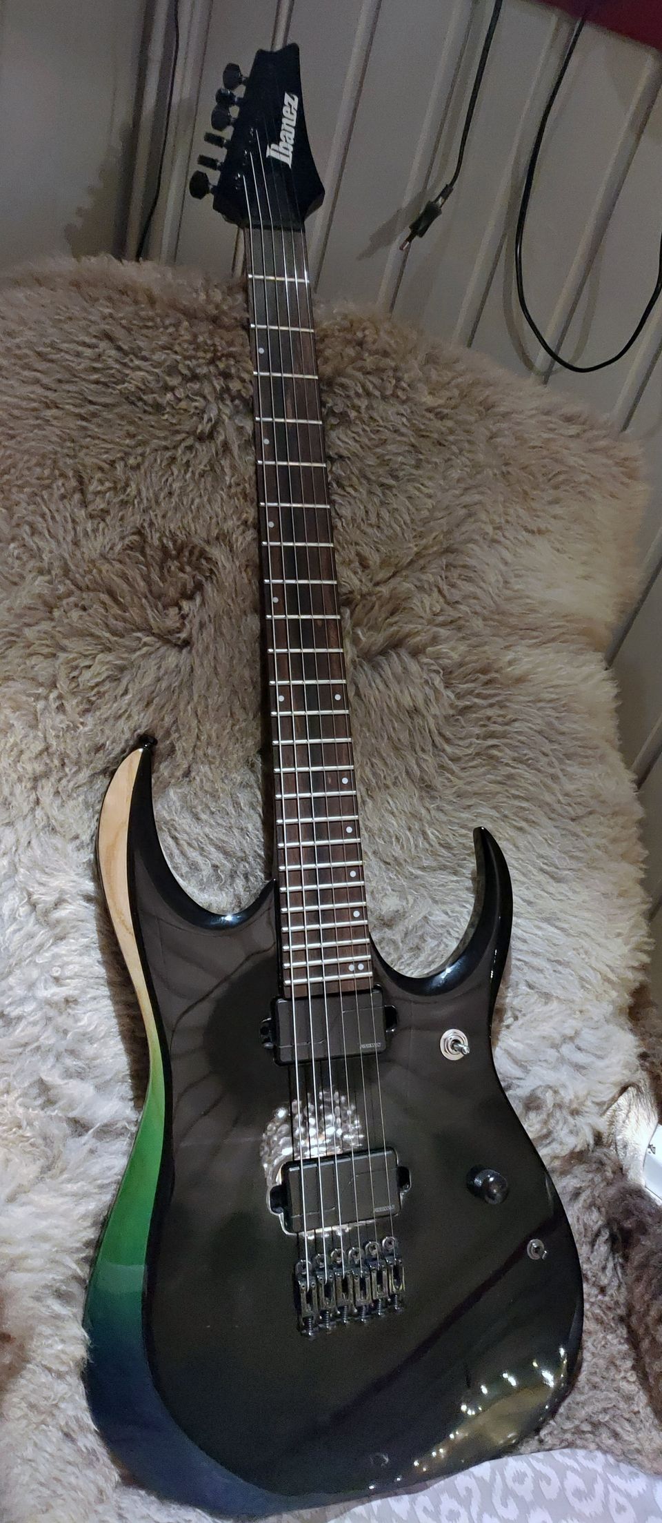 Ibanez RGD61ALA