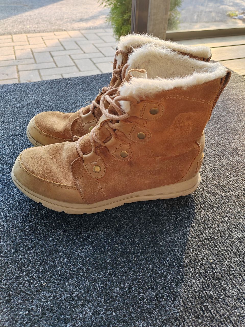 Sorel Explorer Joan (koko 39.5)