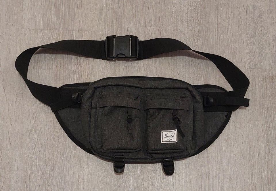 Herschel Miesten Crossbody / Vyötärölaukku