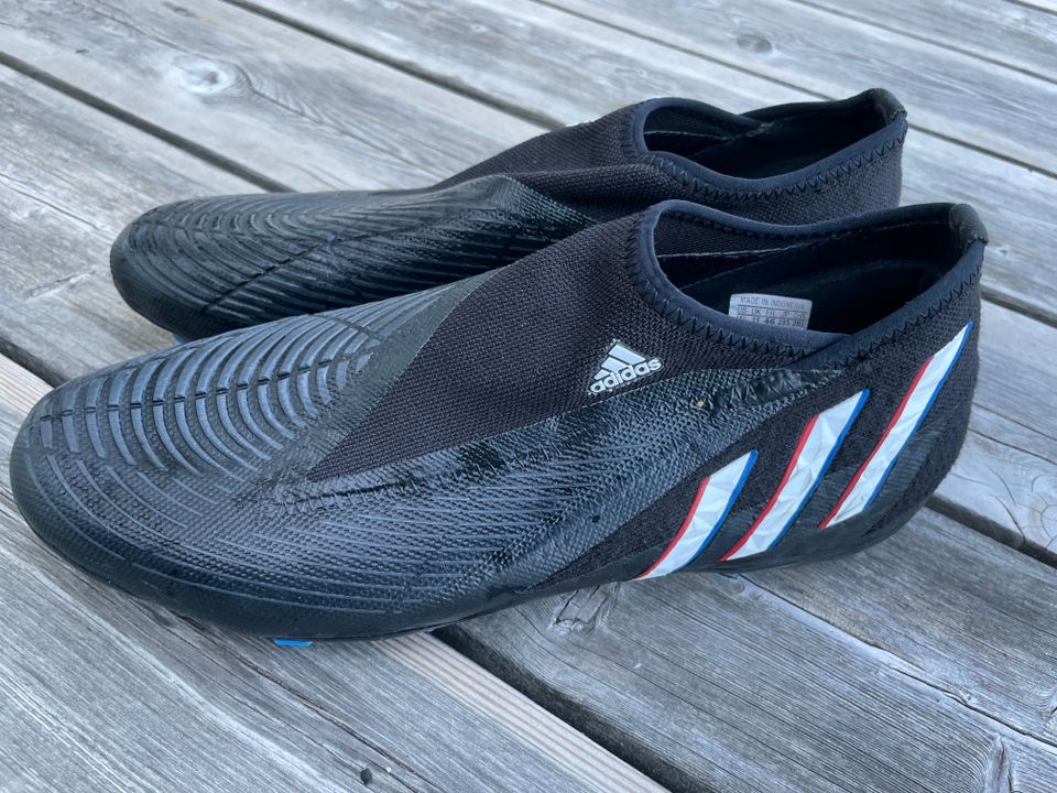 Football boots - Adidas Predator edge 3 (Laceless) Size 46 / UK11 like New