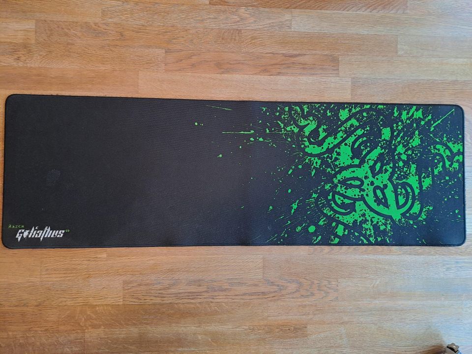 Pitkä hiirimatto / pelimatto Razer