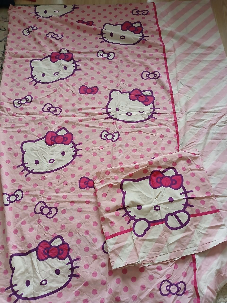 Hello kitty setti