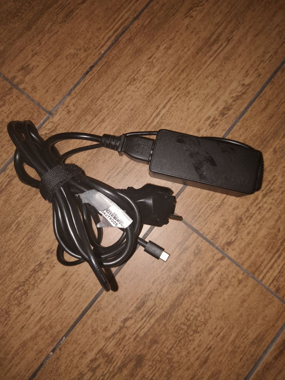 Lenovo 45W USB-C laturi