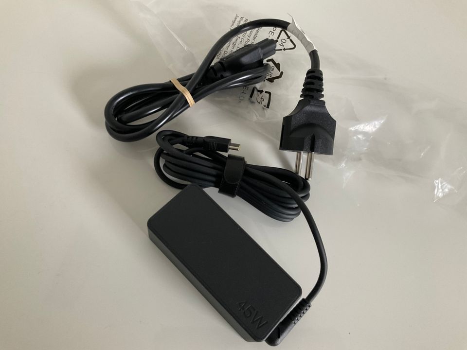 Lenovo 45W Standard AC Adapter USB Type-C (uusi)