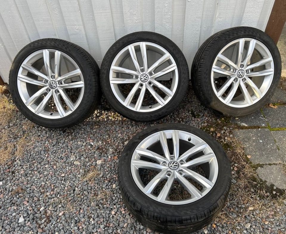 VW Dartford 18” + 235/45R18 kesärenkaat