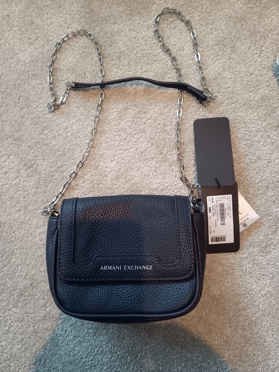 Armani crossbody uusi