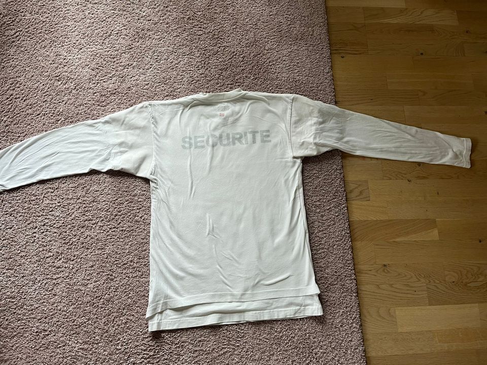 Vetements x Hanes pitkähihainen t-paita