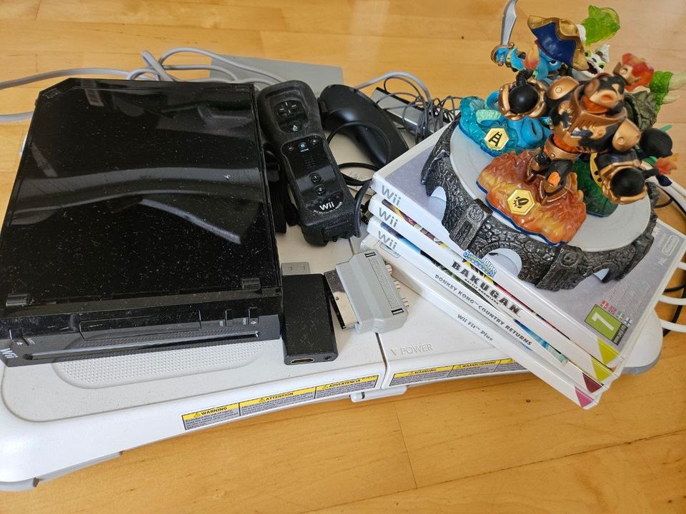 Nintendo wii with accessories