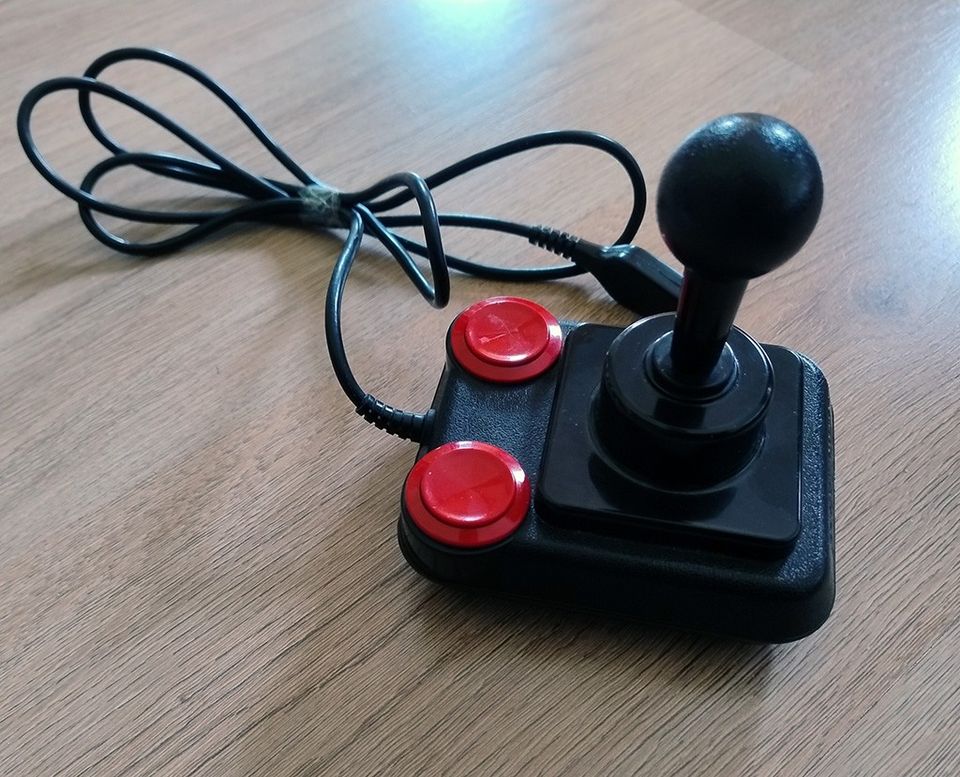 Competition Pro Joystick, Musta kahva (Commodore, Atari)