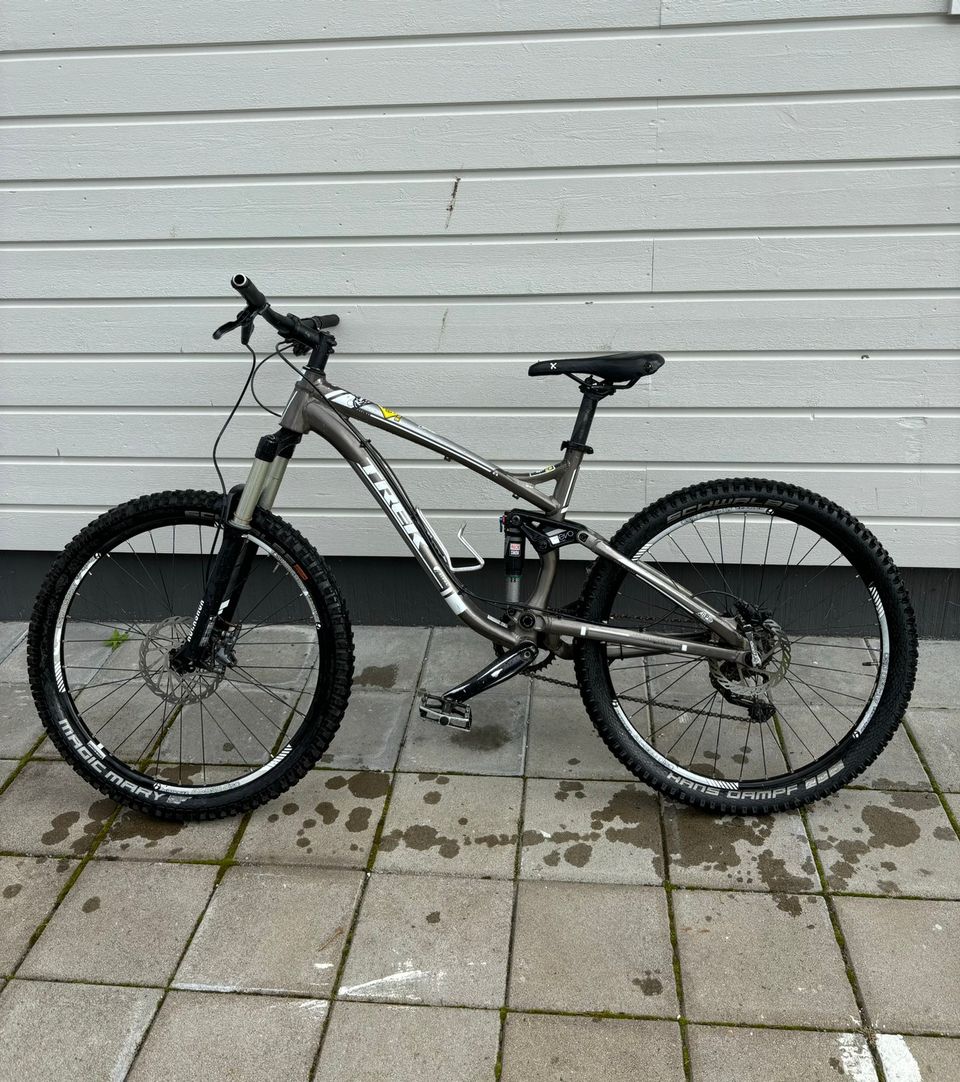 Trek pyörä