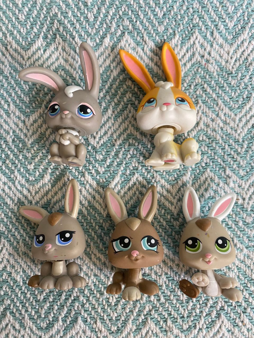 Littlest pet shop hahmot